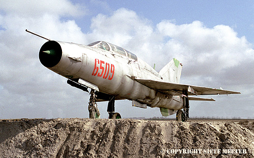 MiG 21 UM  6509  Ex 10-plm Polish AF  Aeolus Technisch Doe-Centrum  30-04-2003 Sexbierum