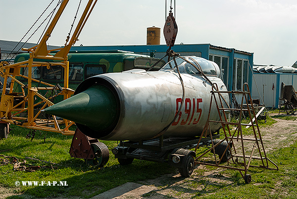 MiG 21 PFM  6915   Buk-24-05-2007