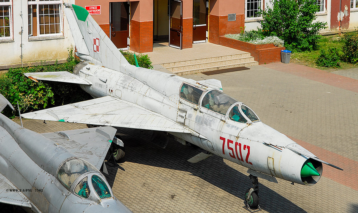 MiG-21 UM   7502   Wroclav 24-05-2007 of the  41st Tactical Air Squadron (Malbork AB)