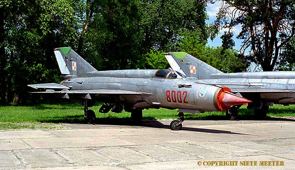 MiG21MF  8002 - Deblin  24-05-1999