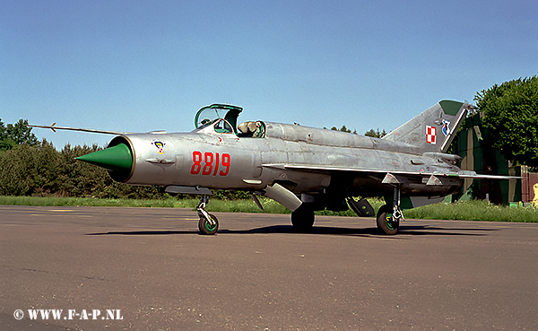 MiG 21Bis  8819 - 1-Pluk Babie Doly 22-02-2000