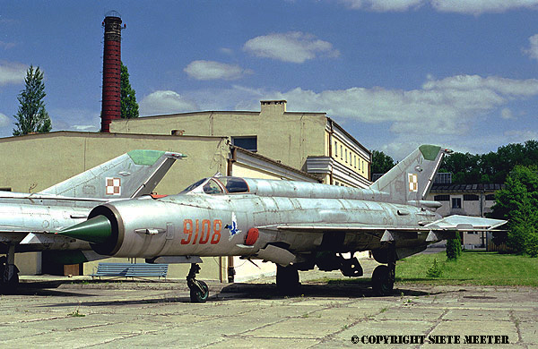 MiG21MF  9108   11-PLM  Deblin  24-05-1999