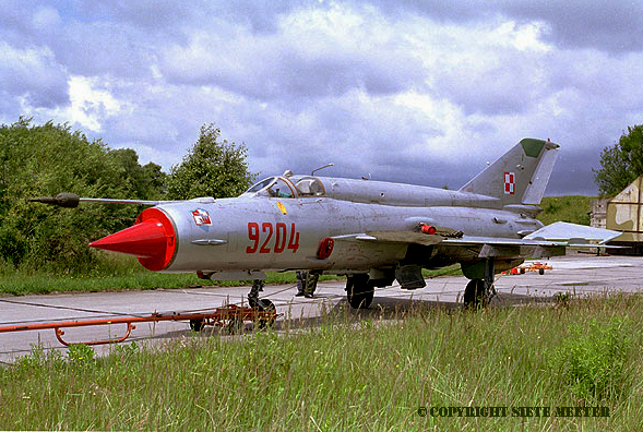 MiG 21 Bis 9204 - 9-PLM  Zegrze Pomorskie 26-06-2001