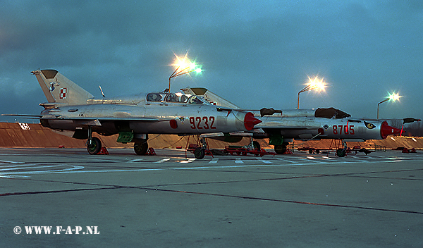 Line up  MiG 21 US 9232 and  MiG 21 Bis 8705  1-Pluk  Babie Doly 22-02-2000