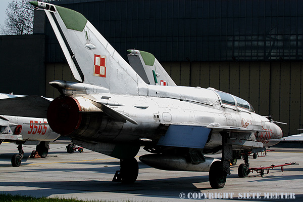 MiG 21UM  9316  41-ELT   Malbork  27-04-2006