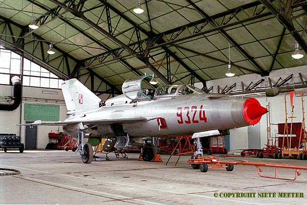 MiG 21UM  9324     9-PLM  Zegrze Pomorskie 26-06-2001