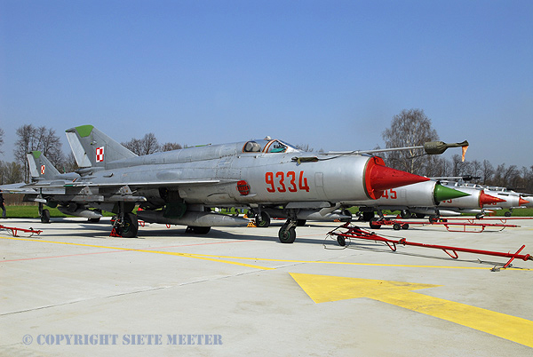 MiG 21Bis   9334    41-ELT   Malbork  27-04-2006