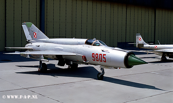 MiG 21 Bis  9805 41-PLM  Malbork 28-05-1999   