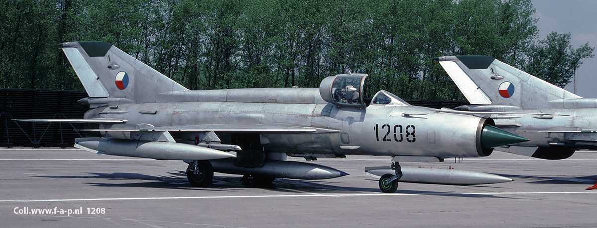 Mikoyan-Gurevich MiG-21MA     1208          c/n-961297   5. Slp -Pilsen Czechoslovakia - Air Force