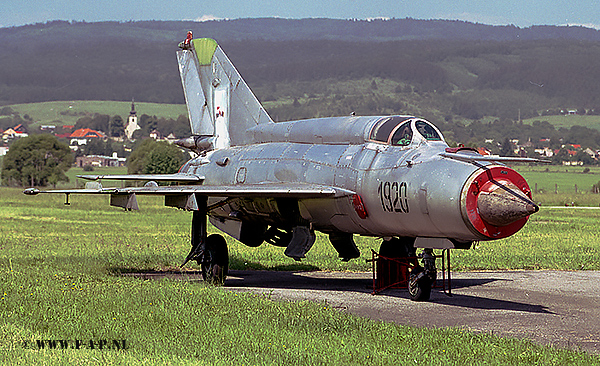 MiG 21 MF  1920 Sliac    31-05-2003