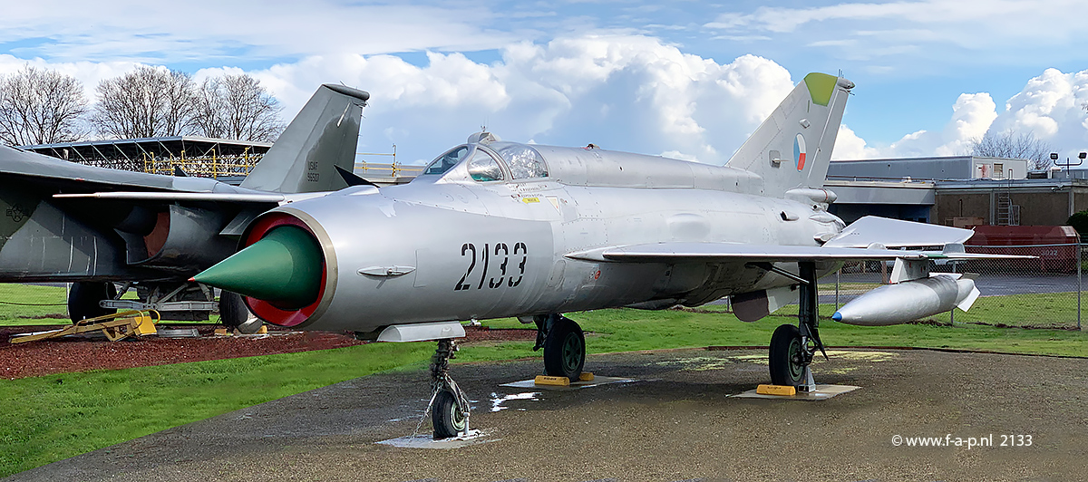 Mikoyan Gurevich MiG-21R Fishbed   2133 CEF  c/n-94R021033   Civil Registration N80639 Czech-AF  Castle Air Museum, Castle Airport USA