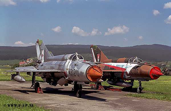 MiG 21 MF  4312    Sliac    31-05-2003