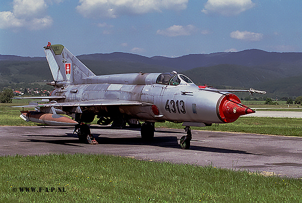 MiG 21 MF  4313    Sliac    31-05-2003