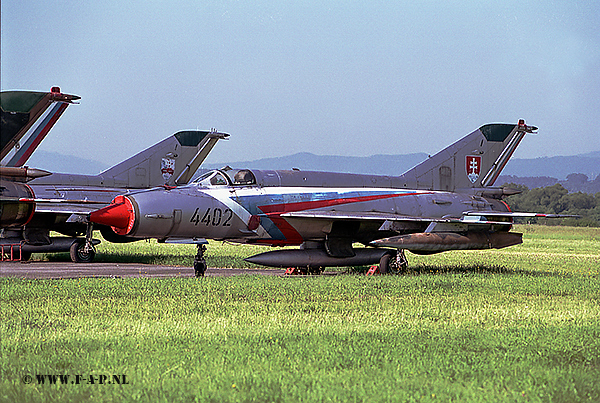 MiG 21 MF  4402  Sliac    31-05-2003