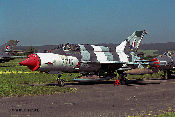 MiG 21 MF  7713    Sliac    31-05-2003