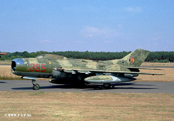 MiG-19PM  335  (650929)   Berlin Gatow  10-07-1997