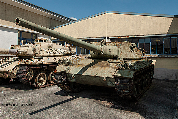 AMX-30  Prototype   Museum Des Blindes Suamur  28-06-2009