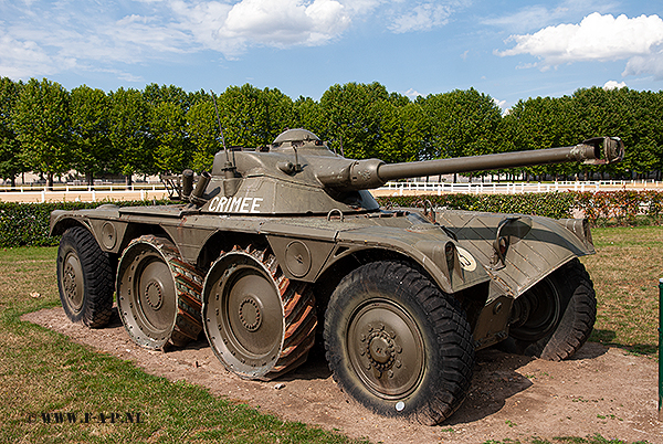 Panhard-AMD--54     Museum Les  Blindes Suamur  28-06-2009