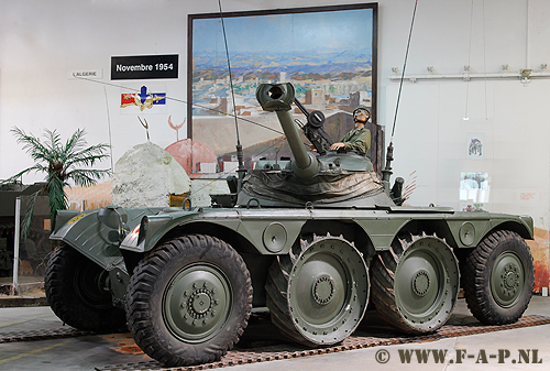 Panhard AMD  54     2880075     Museum Les  Blindes Suamur  28-06-2009