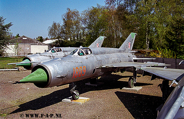 MiG 21 M   1809   Ex Polish AF    2005