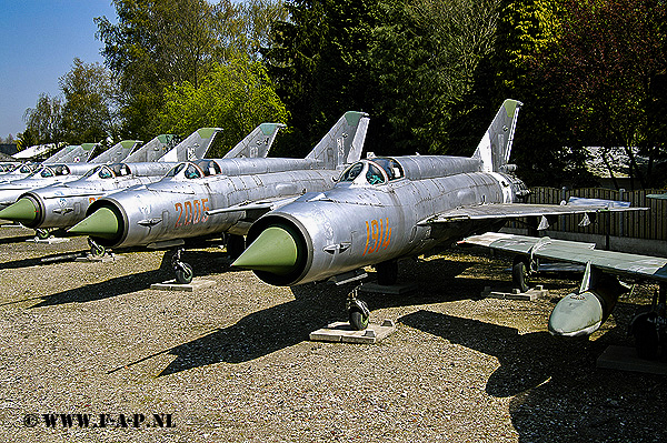 MiG 21 M   1914    Ex Polish  AF        2005