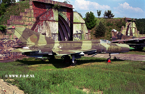MiG 21 SPS   2238   ex 897 DDR  Finowfurt  25-05-2003