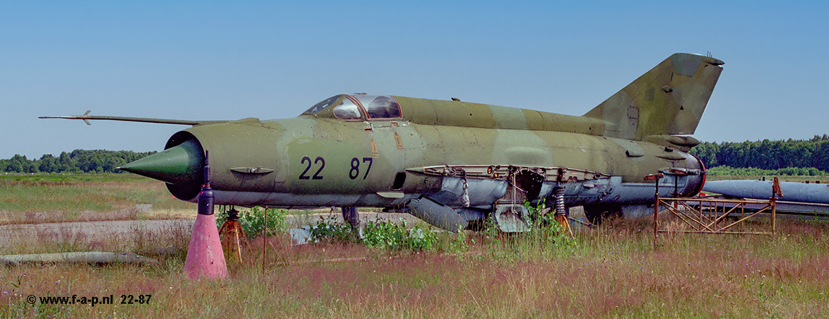 MiG 21 MF  2287  ex  589  DDR  Finowfurt