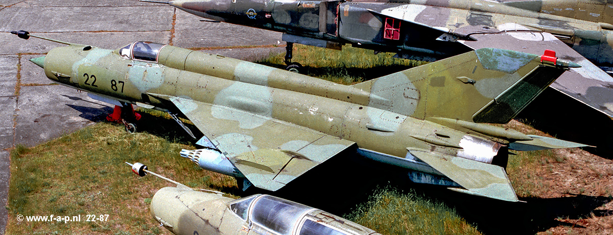 MiG 21 MF  2287  ex  589  DDR  Finowfurt  29-05-1999