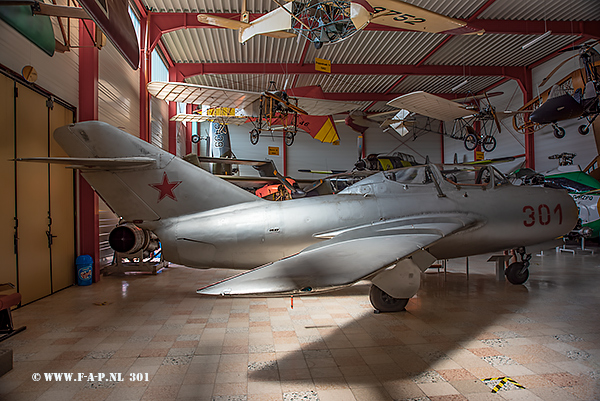 Mikoyan-Gurevich MiG-15UTI (SB Lim-2)  Midget  301 c/n-35301  Hermeskeil  23-07-2021