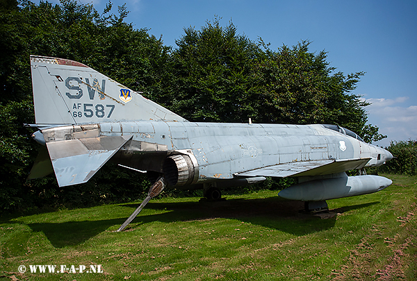 Phantom  RF-4C   68-587   Ex  USAF    Hermeskeil 23-07-2021