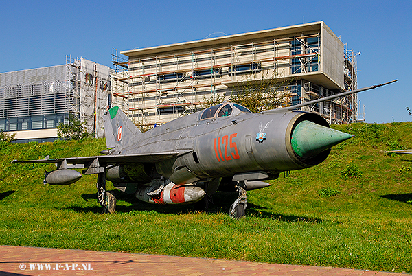 MiG-21-R  T he 1125   c/n 94R02112   Krakw-Rakowice-Czyzyny, 15-10-2007