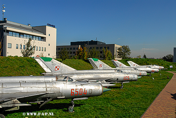 MiG-21-R  T he 1125   c/n 94R02112   Krakw-Rakowice-Czyzyny, 15-10-2007