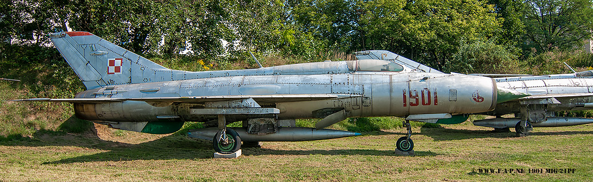 MiG 21 PF  Fishbed.D   1901 c/n-761901     Krakw-Rakowice-Czyzyny   18-08-2022