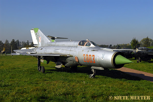 MiG 21-M     2003  c/n-962003   Krakw-Rakowice-Czyzyny  15-10-2007