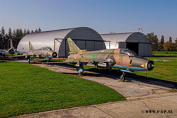 Su-22M4. 3005   Ex 8-ELT    Krakw-Rakowice-Czyzyny   15-10-2007