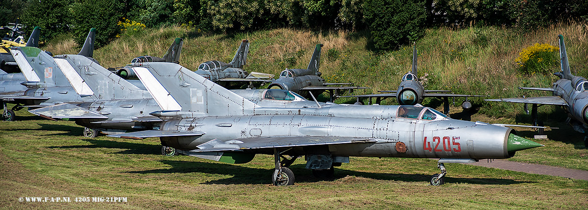 MiG 21-PFM   4205   (94A4205)  41-PLM    Krakw-Rakowice-Czyzyny ,  18-08-2022