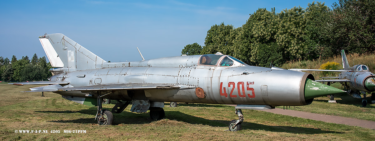 MiG 21-PFM   4205   (94A4205)  41-PLM   Krakw-Rakowice-Czyzyny ,  18-08-2022