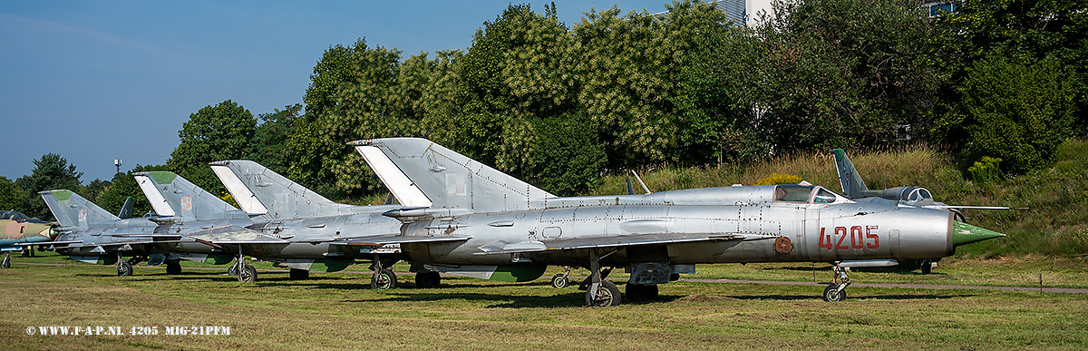 MiG 21-PFM   4205   (94A4205)  41-PLM   Krakw-Rakowice-Czyzyny ,  18-08-2022