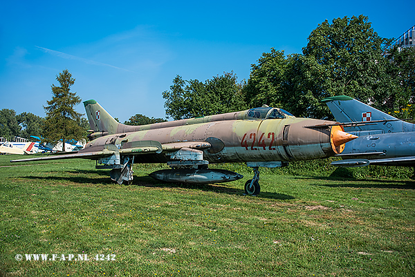 Sukhoi Su-20R Fitter-C     4242      (6602)           Krakw-Rakowice  18-08-2022