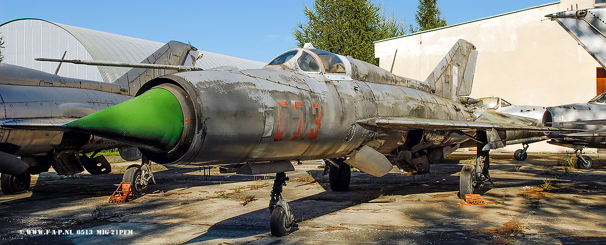  MiG-21 PFM   6513   c/n 94A6513   Krakw-Rakowice-Czyzyny, 15-10-2007