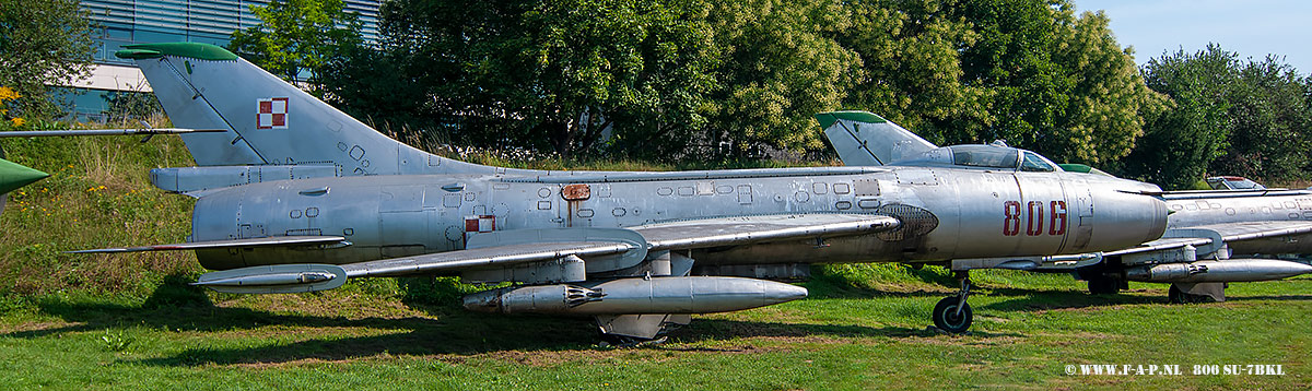 Sukhoi Su-7-BKL   806 c/n 7806    Krakw-Rakowice-Czyzyny 18-08-2022