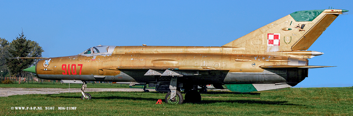 MiG 21-MF  9107  10-Plm   Krakw-Rakowice-Czyzyny  15-10-2007