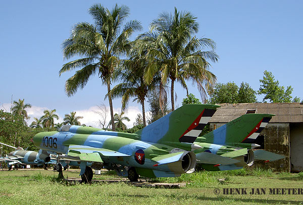 MiG 21 PFM   1006   Museo del Aire Miramar Havana Cuba   03-06-2007