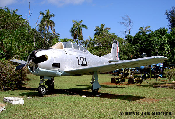 T-28   121    Museo del Aire Miramar Havana Cuba   03-06-2007