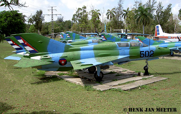 MiG 21UM     502    Museo del Aire Miramar Havana Cuba   03-06-2007