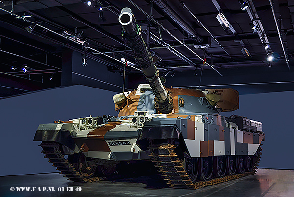 Chieftain Mk-10   The  01-EB-49  In Berlin Brigade Camo Soesterberg NL 18-04-2019