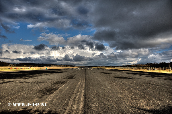 The Runway   Soesterberg  4-2-2015