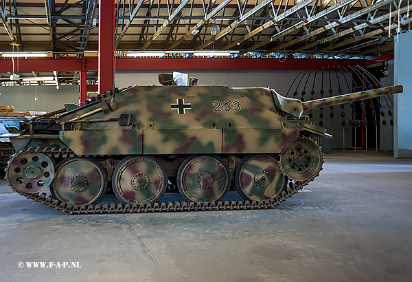Hetzer  233    at   Panzer Museum Munster  2016-04-22 