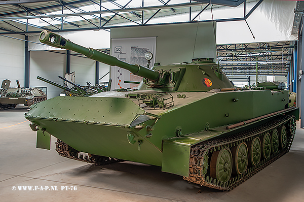 PT-76B   ex NVA    Panzer Museum Munster  2016-04-22 