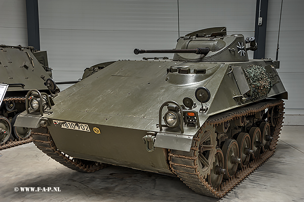 Spz-kurz-Typ-11-2. Panzer Museum Munster   2016-04-22 